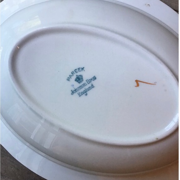 VTG Johnson Bros. Serving Bowl - Picture 5 of 6